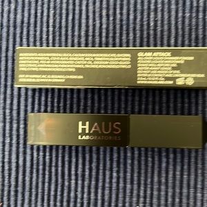 Haus Labs eyeshadow in Rye